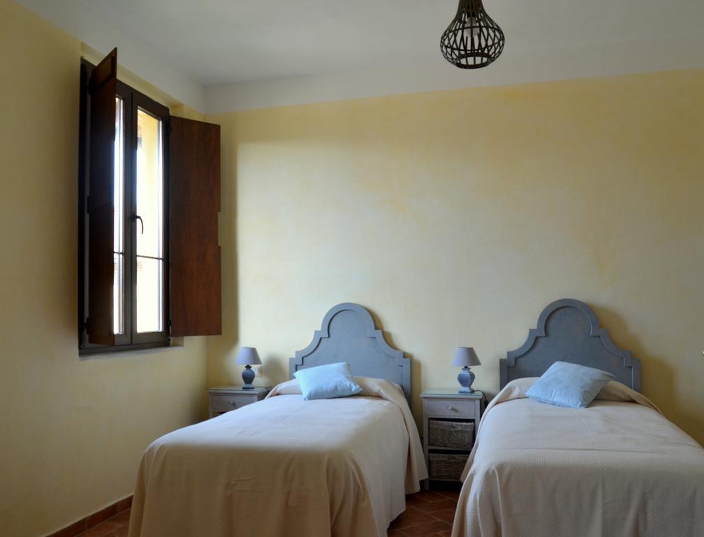 Agriturismo Borgo San Francesco Basiglio Dış mekan fotoğraf